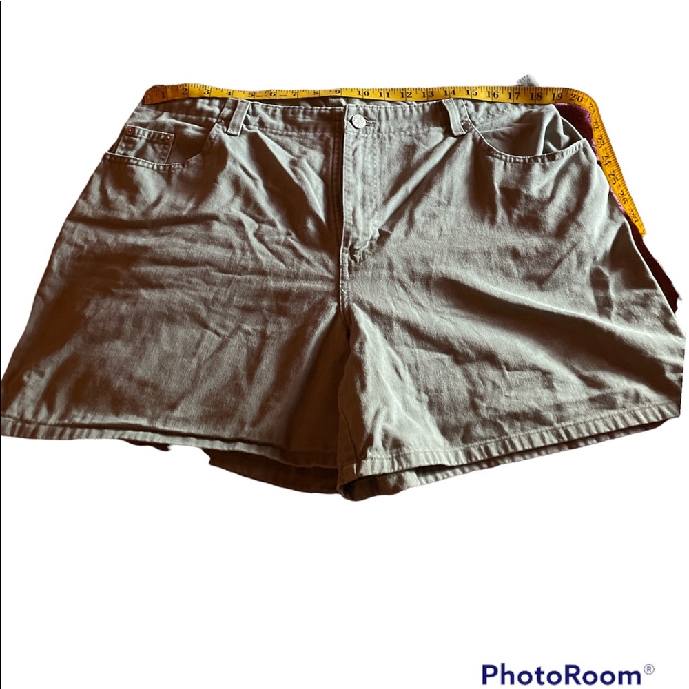 EUC Faded Glory Sage Green 100% Cotton 5-Pocket A-Line Denim Shorts, Size 16